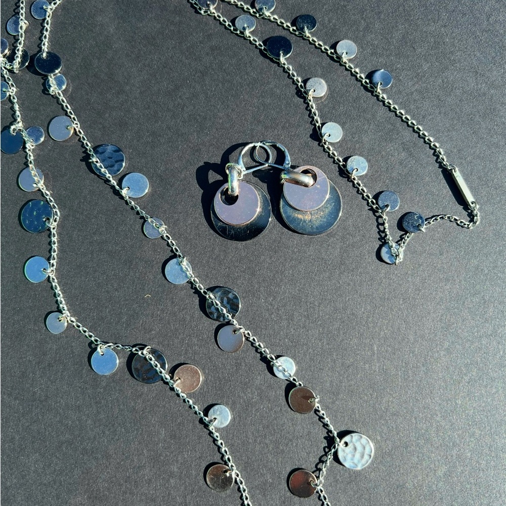 Elegant Silver Disc Necklace and Earring Set
